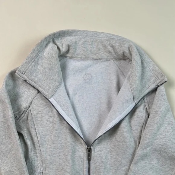 Lulu Lemon scuba jacket without hood. - Picture 7 of 7